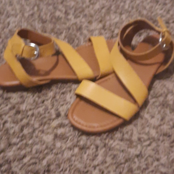 Franco Sarto leather sandals - Picture 2 of 3